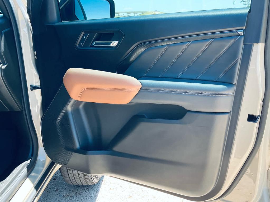 used 2024 GMC Canyon car, priced at $42,850