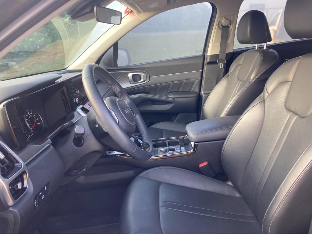 used 2022 Kia Sorento car, priced at $31,000