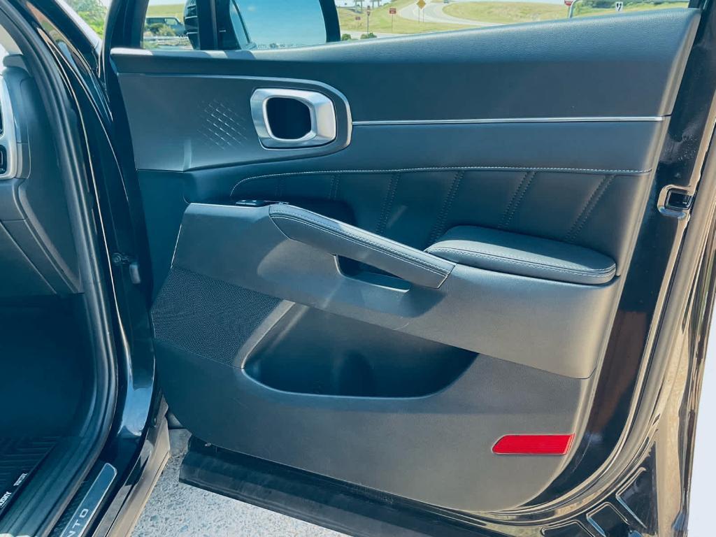 used 2022 Kia Sorento car, priced at $29,000