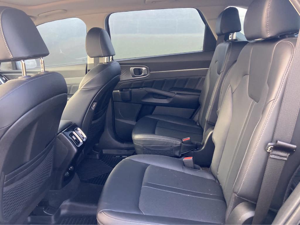 used 2022 Kia Sorento car, priced at $31,000