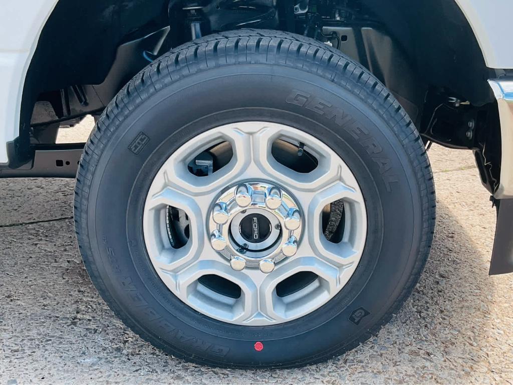 new 2025 Ford F-250 car, priced at $63,535