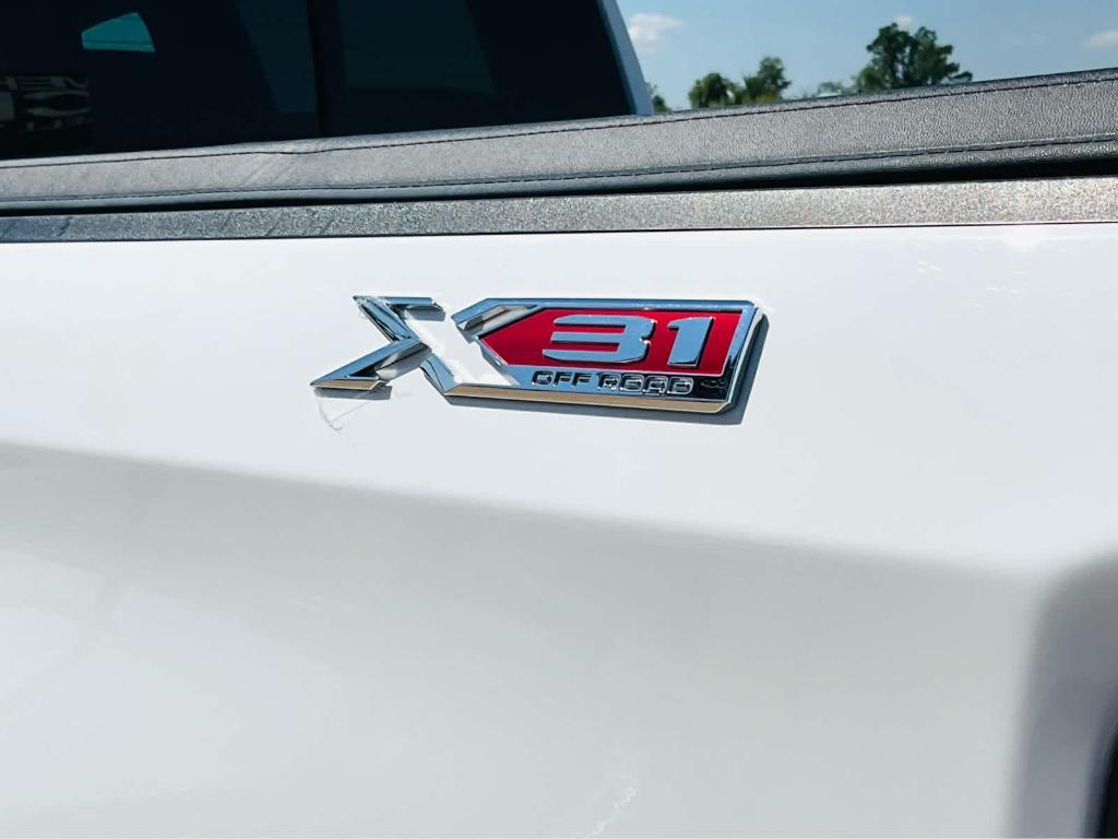 used 2021 GMC Sierra 1500 car, priced at $40,850