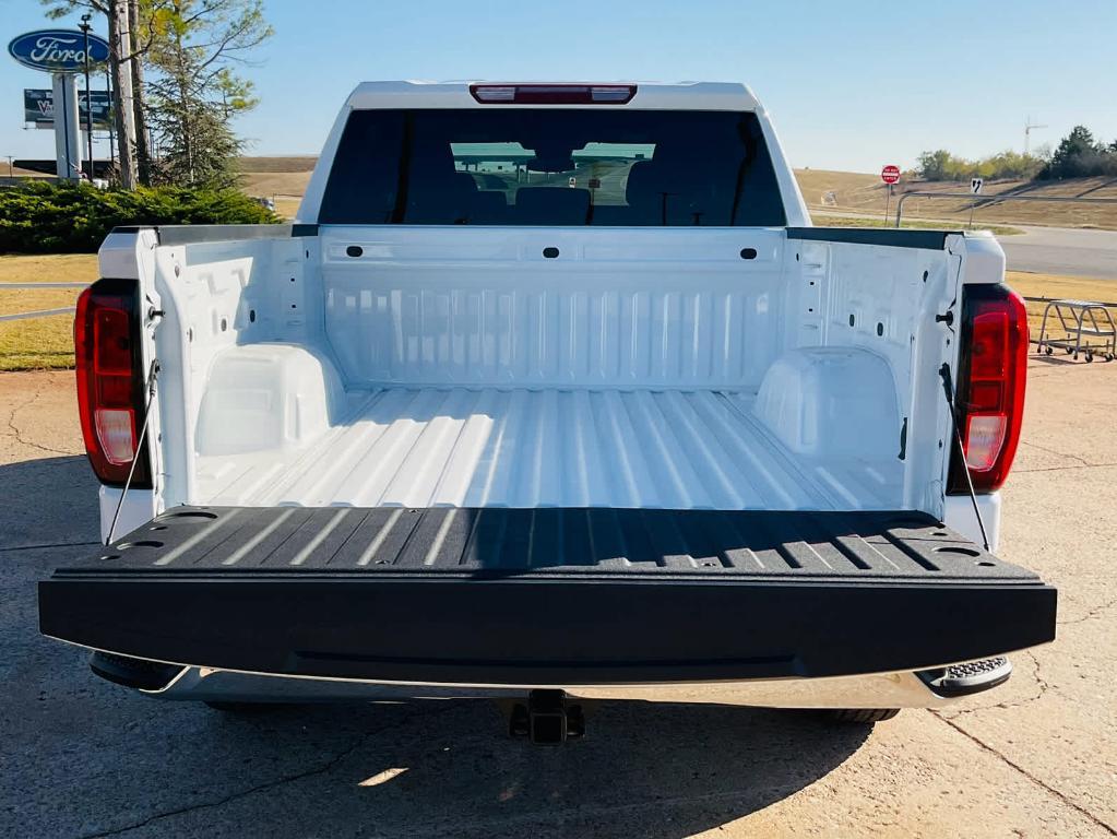 new 2025 GMC Sierra 1500 car, priced at $44,545