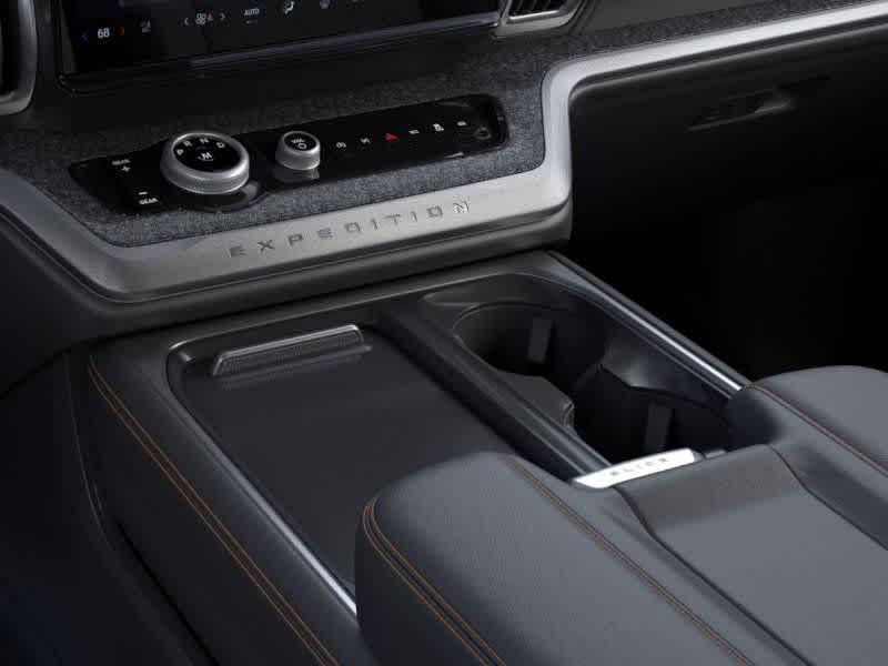 new 2025 Ford Expedition car, priced at $82,520