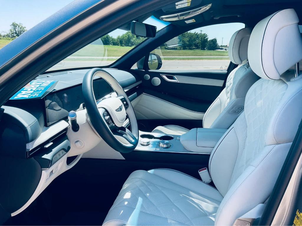 used 2025 Genesis GV80 car, priced at $77,500