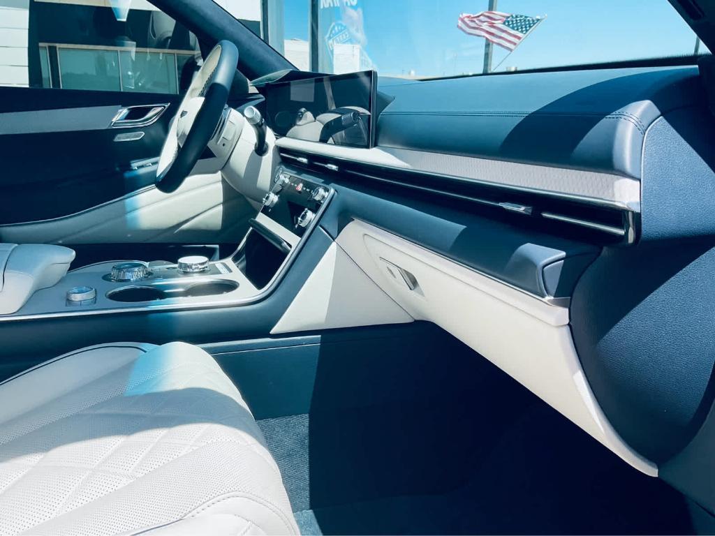 used 2025 Genesis GV80 car, priced at $77,500