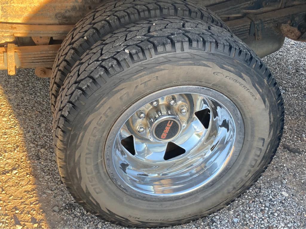 used 2009 GMC Sierra 3500 car, priced at $28,500