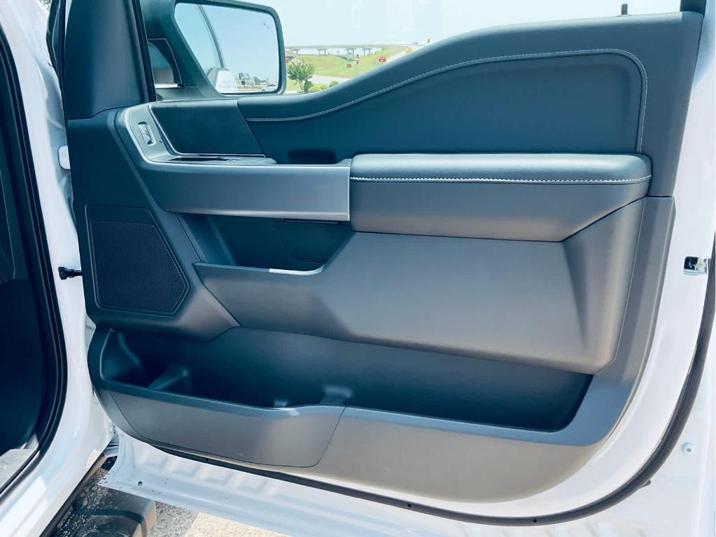 new 2025 Ford F-150 car, priced at $54,833