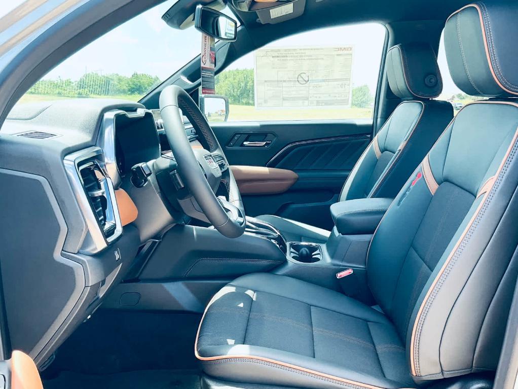 new 2025 GMC Canyon car, priced at $45,890