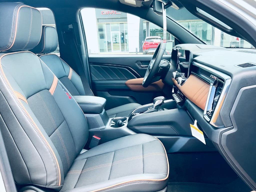 new 2025 GMC Canyon car, priced at $45,890