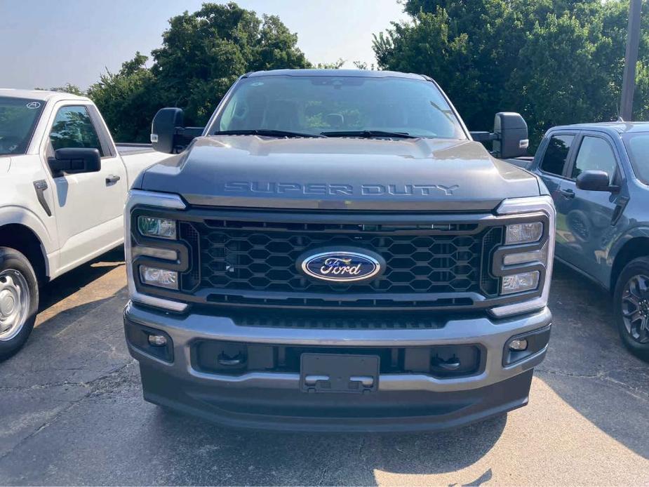 new 2024 Ford F-250 car, priced at $62,710