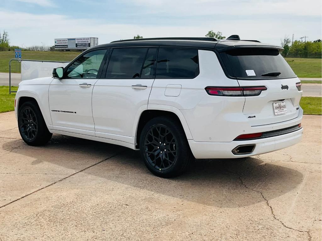 new 2025 Jeep Grand Cherokee L car, priced at $62,045