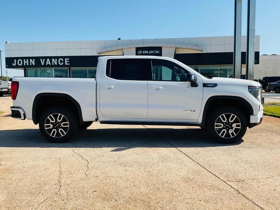 new 2025 GMC Sierra 1500 car, priced at $66,365