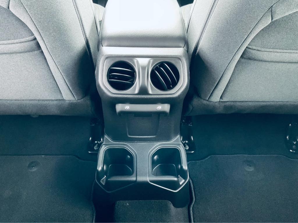 new 2025 Jeep Wrangler car, priced at $40,080