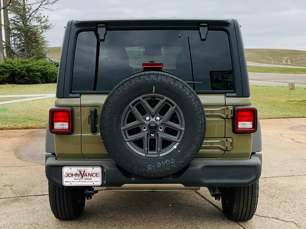 new 2025 Jeep Wrangler car, priced at $40,080