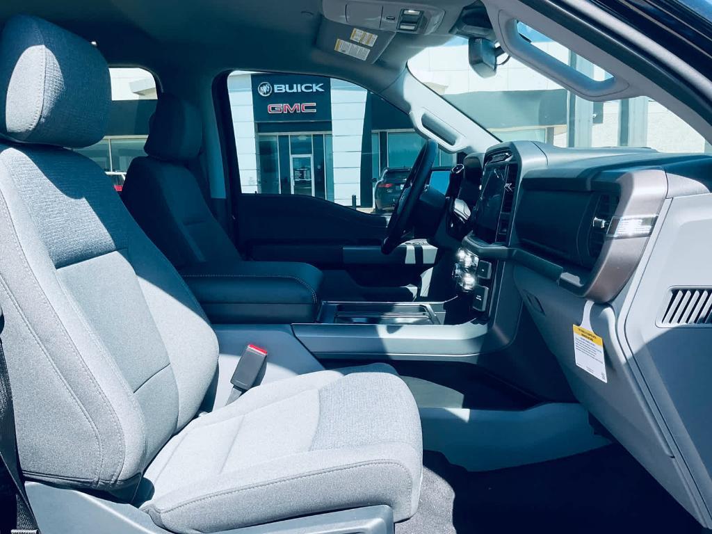 new 2024 Ford F-150 car, priced at $53,367