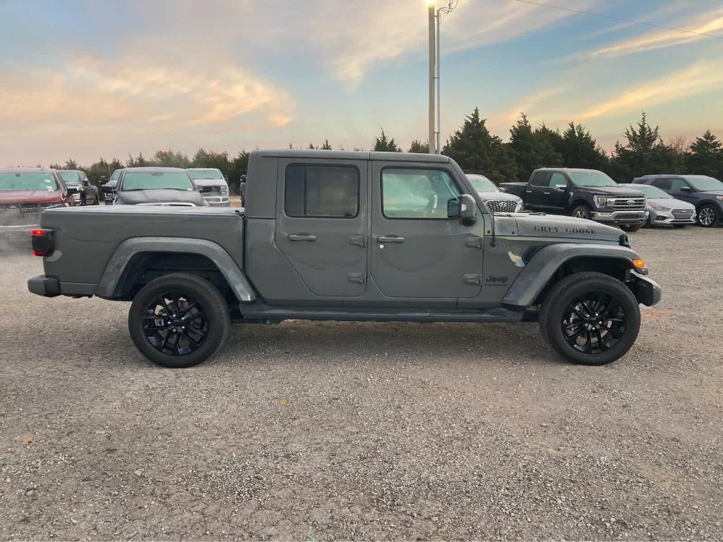 used 2023 Jeep Gladiator car, priced at $37,000