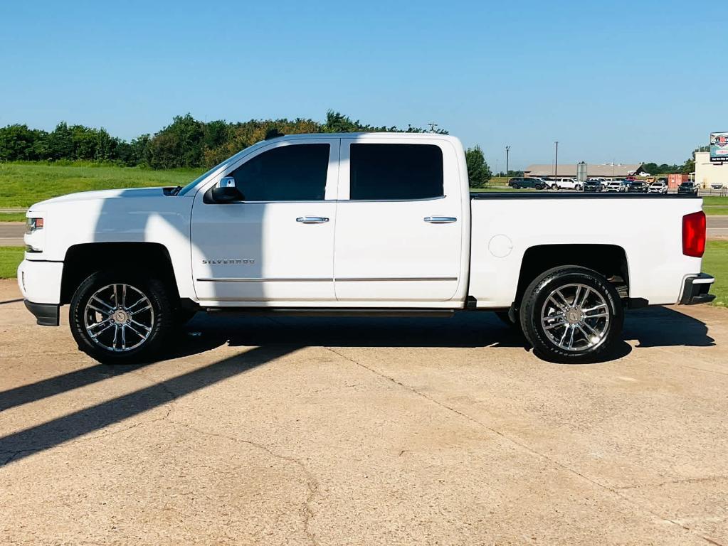 used 2018 Chevrolet Silverado 1500 car, priced at $30,000