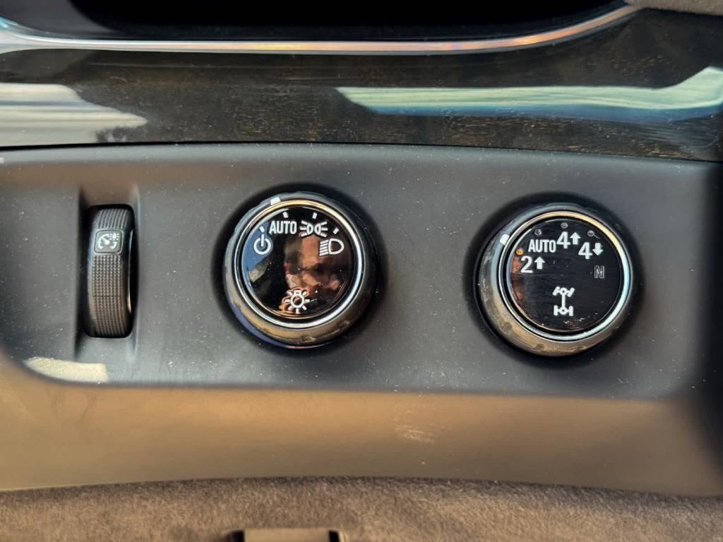 used 2019 Cadillac Escalade car, priced at $36,474
