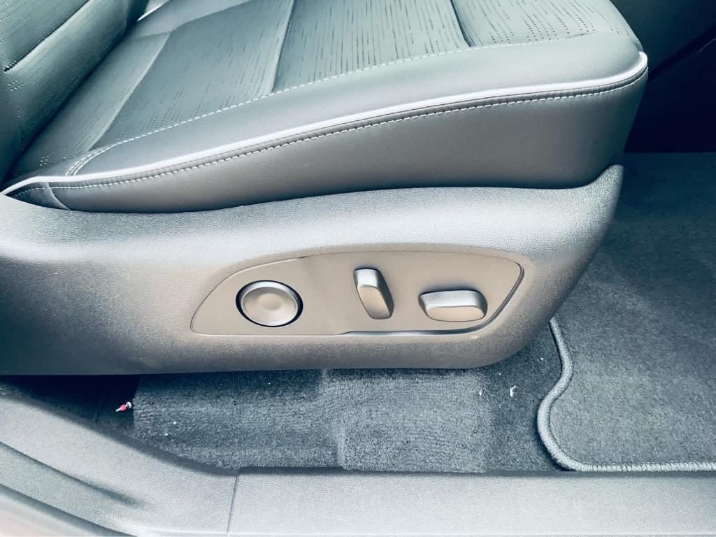 new 2025 Buick Enclave car, priced at $49,235
