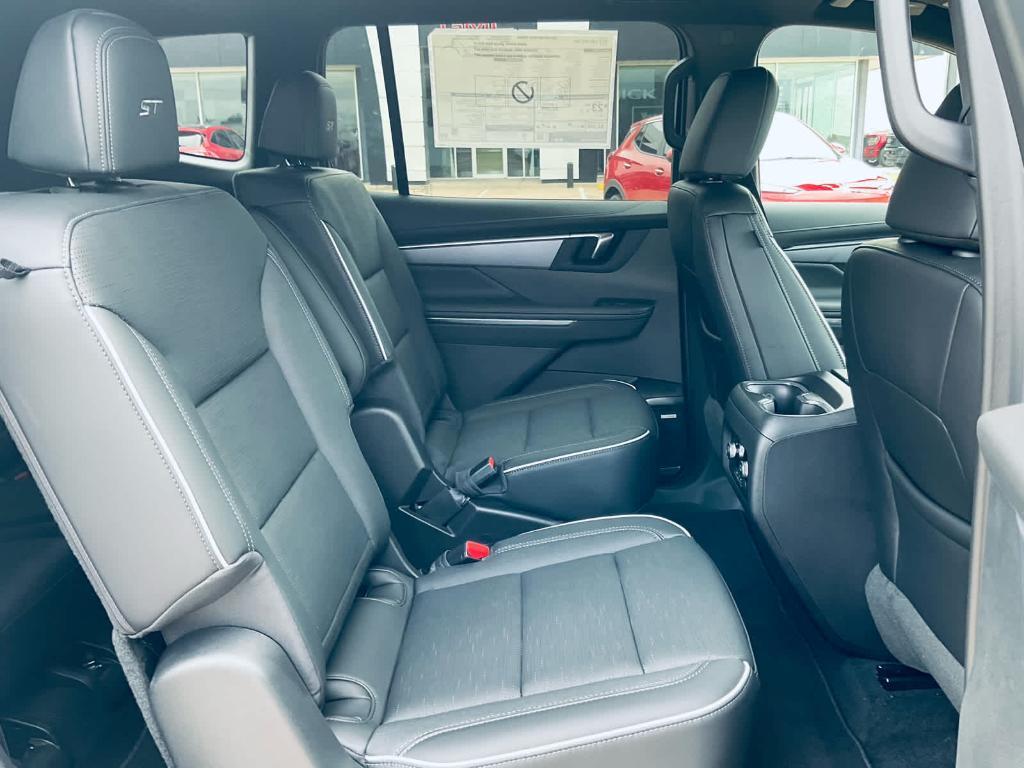 new 2025 Buick Enclave car, priced at $49,235