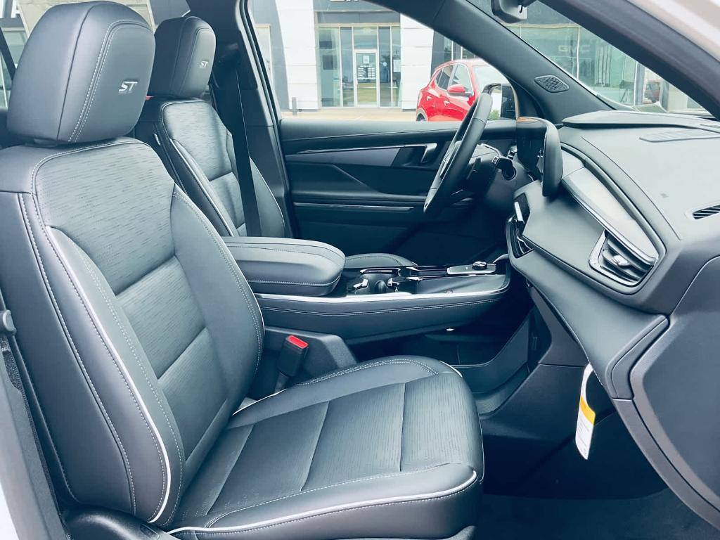 new 2025 Buick Enclave car, priced at $49,235