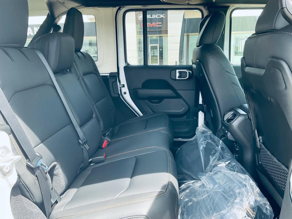 new 2025 Jeep Wrangler car, priced at $51,545