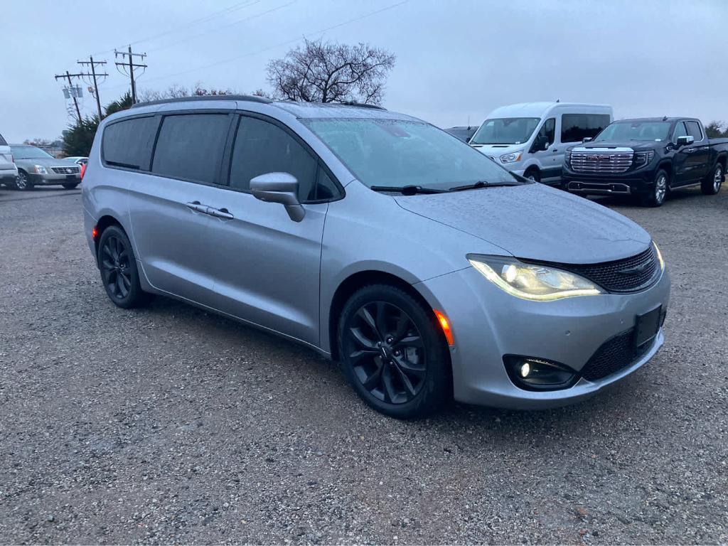 used 2020 Chrysler Pacifica car, priced at $24,000