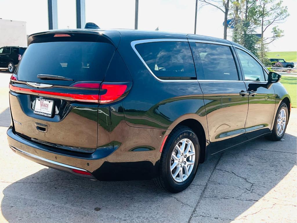 used 2023 Chrysler Pacifica car, priced at $24,750