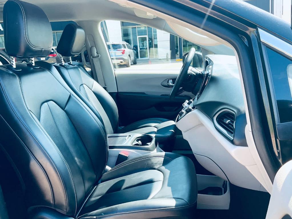 used 2023 Chrysler Pacifica car, priced at $24,750