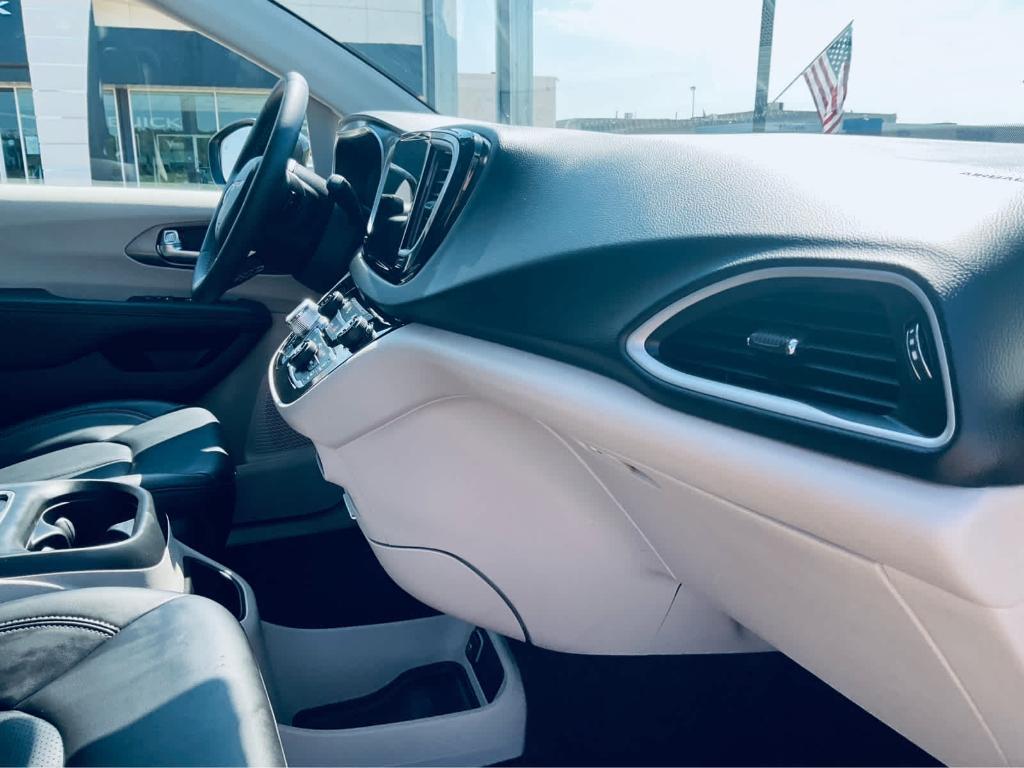 used 2023 Chrysler Pacifica car, priced at $24,750