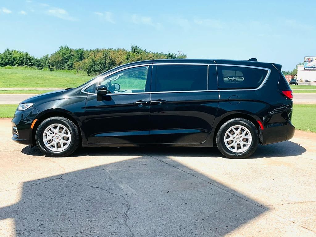 used 2023 Chrysler Pacifica car, priced at $24,750