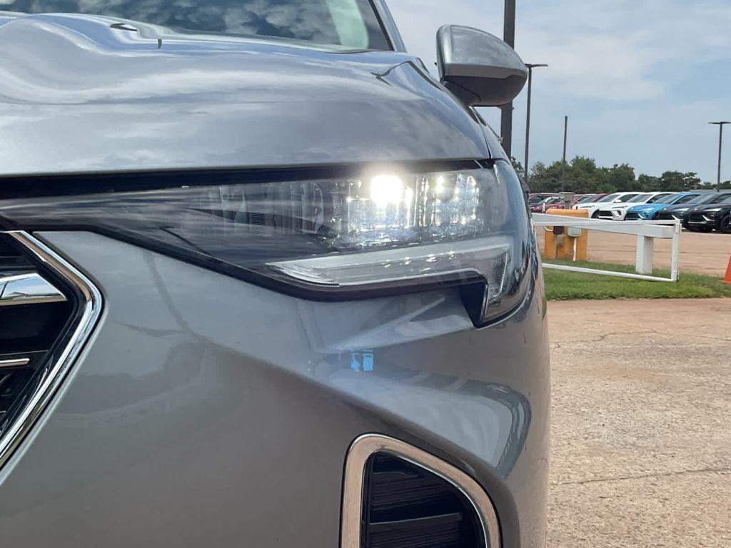 used 2023 Buick Envision car, priced at $33,000