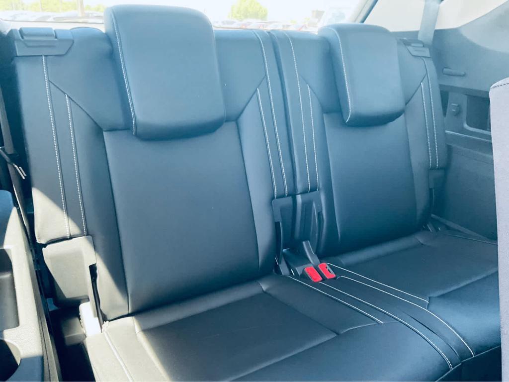 used 2021 Volkswagen Atlas car, priced at $26,500