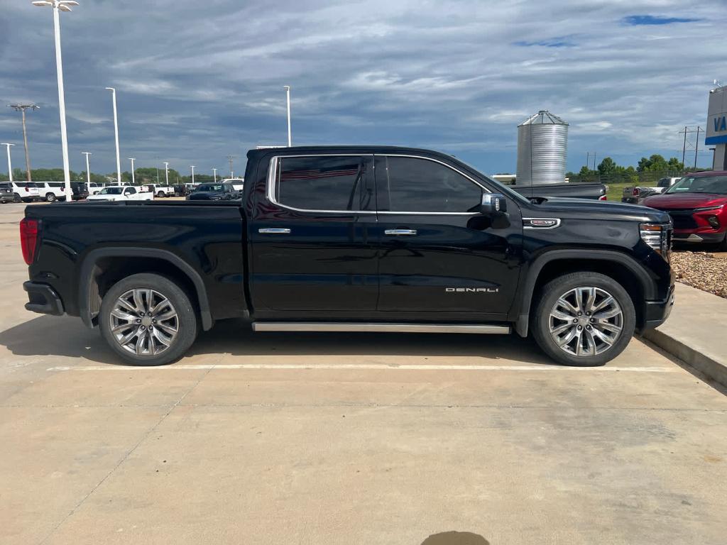 used 2022 GMC Sierra 1500 car, priced at $55,000