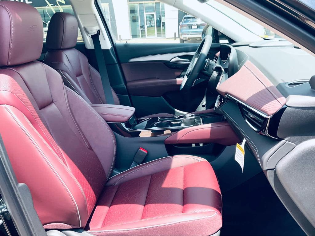 new 2025 Buick Envision car, priced at $40,540