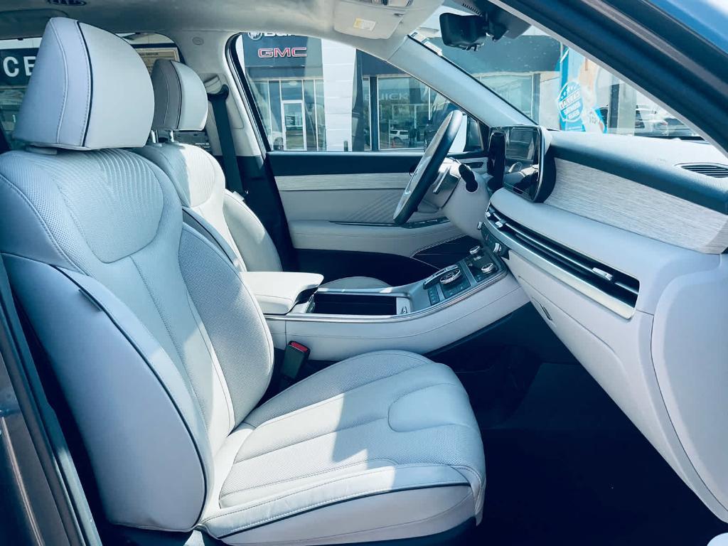used 2023 Hyundai Palisade car, priced at $43,000