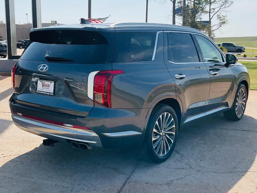 used 2023 Hyundai Palisade car, priced at $43,000