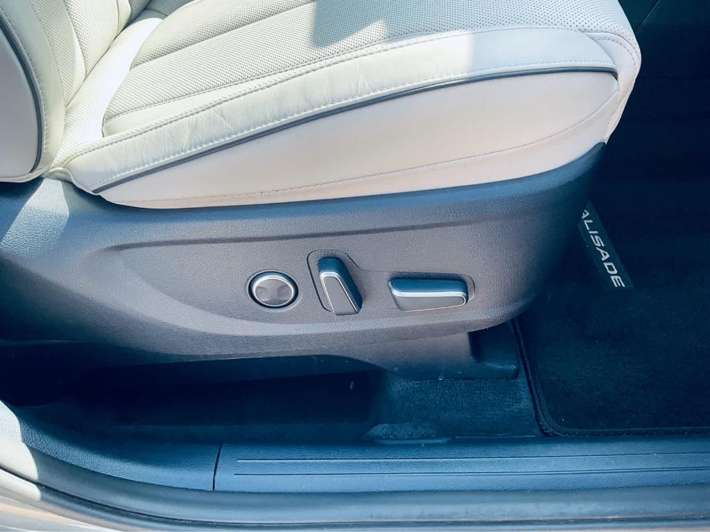 used 2023 Hyundai Palisade car, priced at $43,000