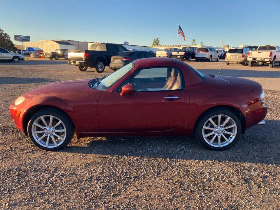 used 2007 Mazda MX-5 Miata car, priced at $13,350