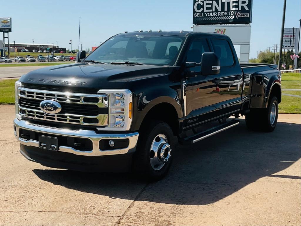 new 2025 Ford F-350 car, priced at $68,405