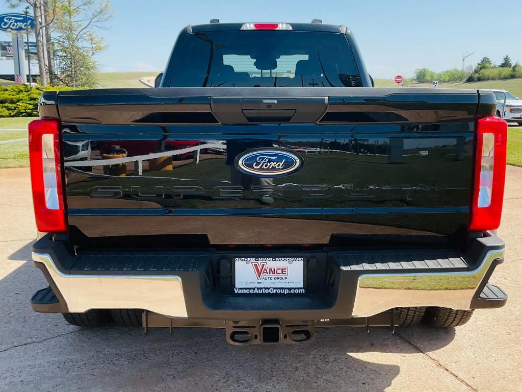 new 2025 Ford F-350 car, priced at $68,405