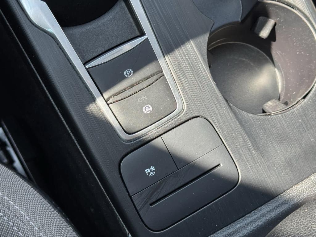 used 2022 Ford Escape car, priced at $16,772