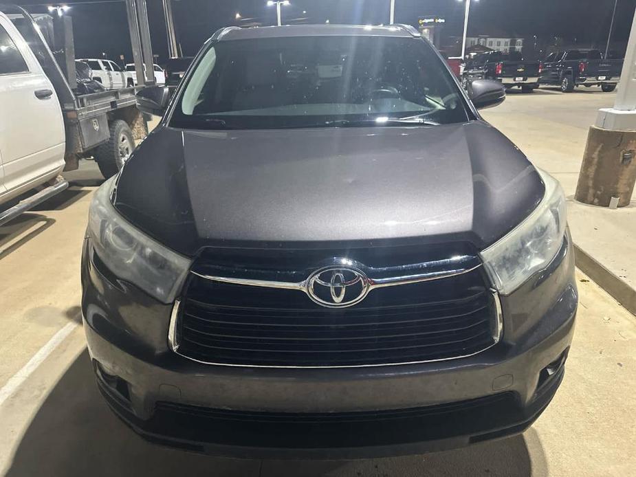 used 2015 Toyota Highlander car, priced at $16,493