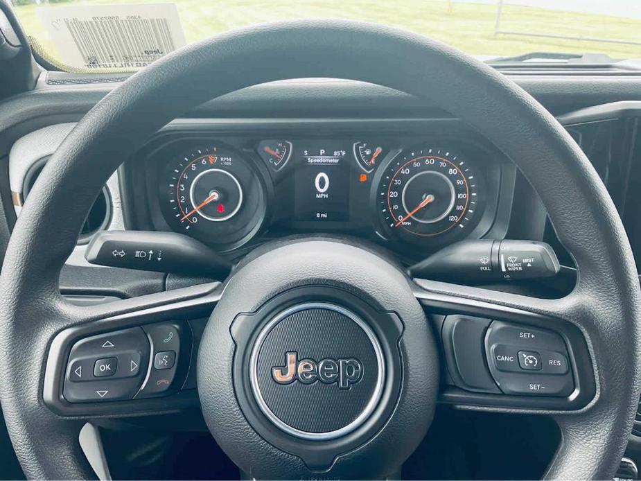 new 2024 Jeep Gladiator car, priced at $33,446