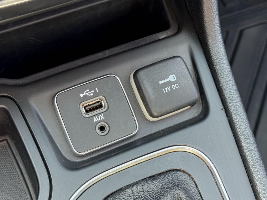 used 2021 Jeep Cherokee car, priced at $15,000