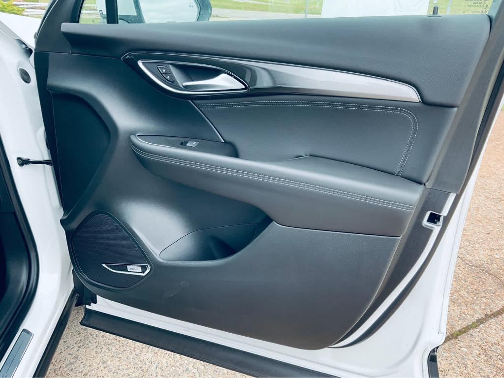 new 2025 Buick Envision car, priced at $37,445