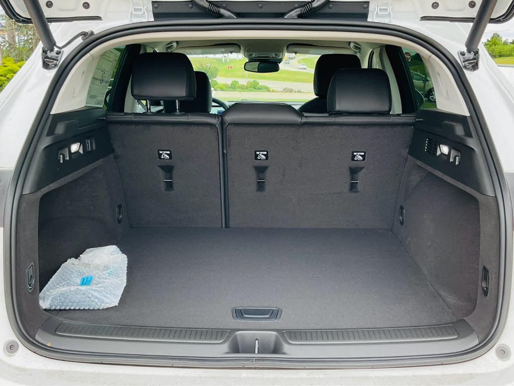 new 2025 Buick Envision car, priced at $37,445