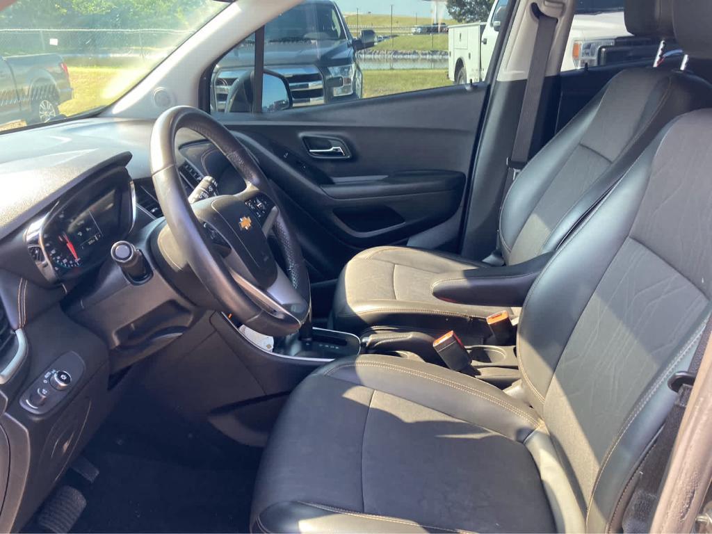 used 2022 Chevrolet Trax car, priced at $20,000