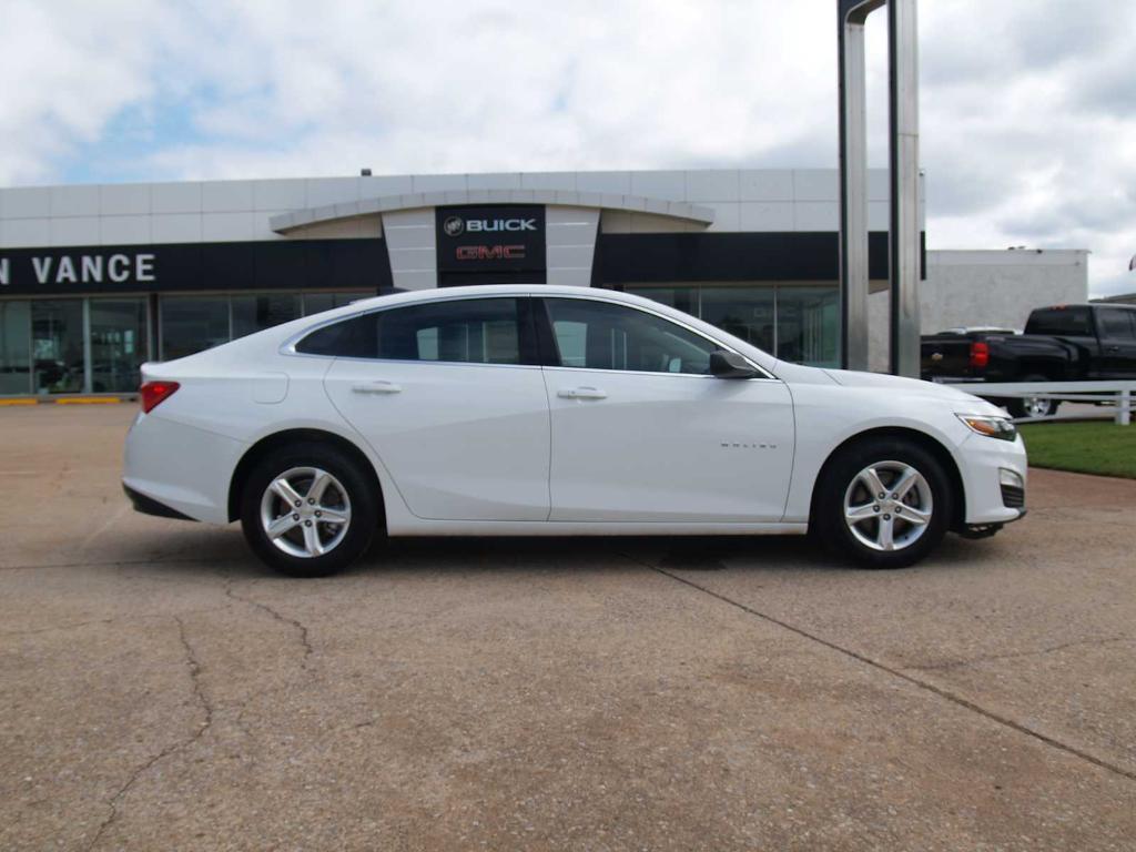 used 2023 Chevrolet Malibu car, priced at $18,997